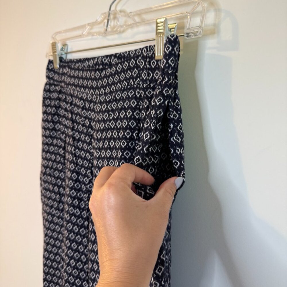 H&M Navy White Geometric Print Pull-On Tapered Pants Size 2 Pockets - Picture 4 of 7